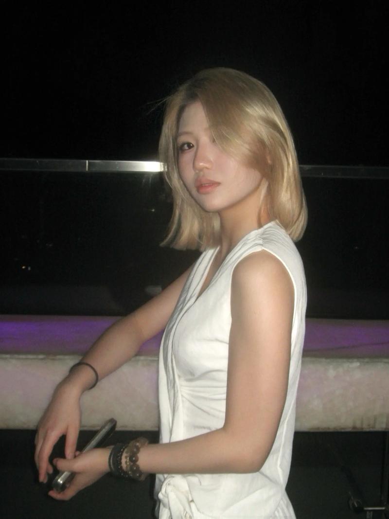 ����ϥ�ڲ���ʹ���Ʒ��� �ճ������뿵������