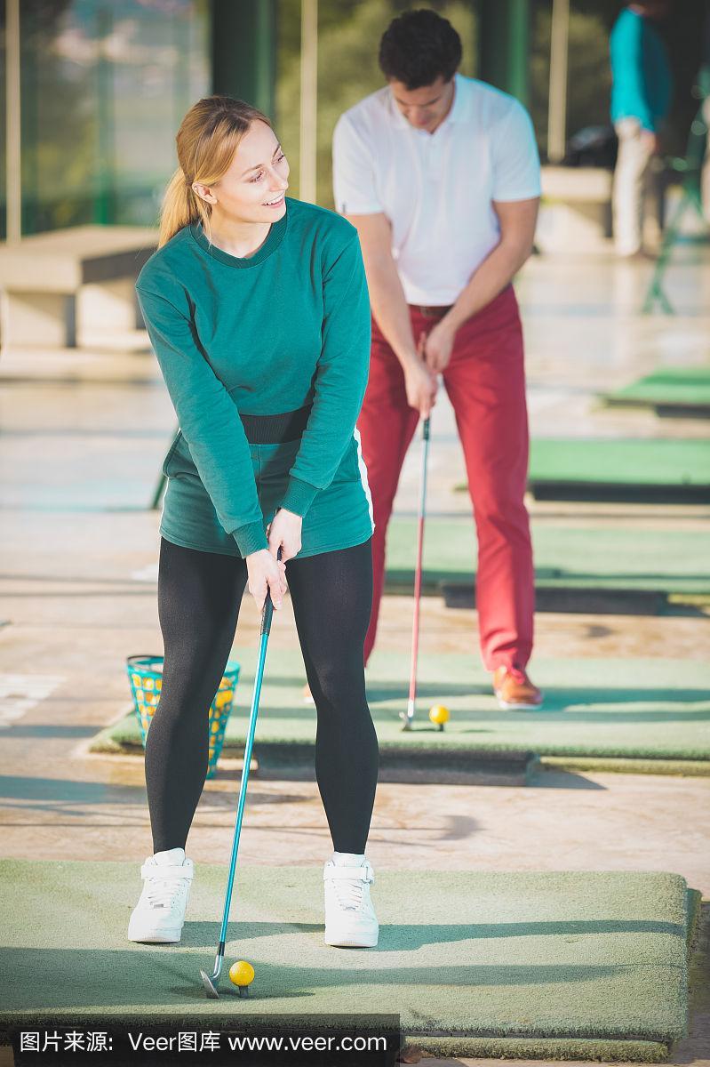 排卵期出血是什么原因造成的 排卵期出血是什么原因造成的