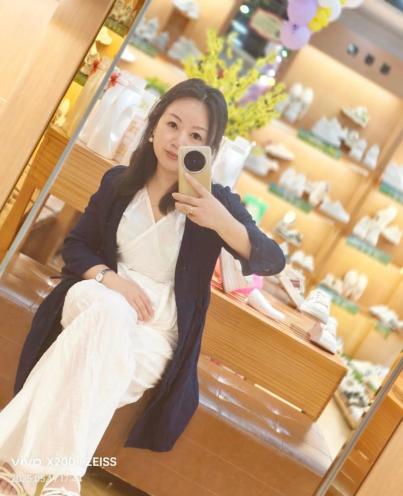 嘴巴上面的痣要不要点掉 嘴巴上面的痣要不要点掉