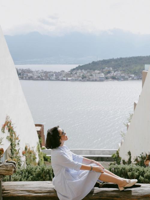 �����ڳ�һ��������������