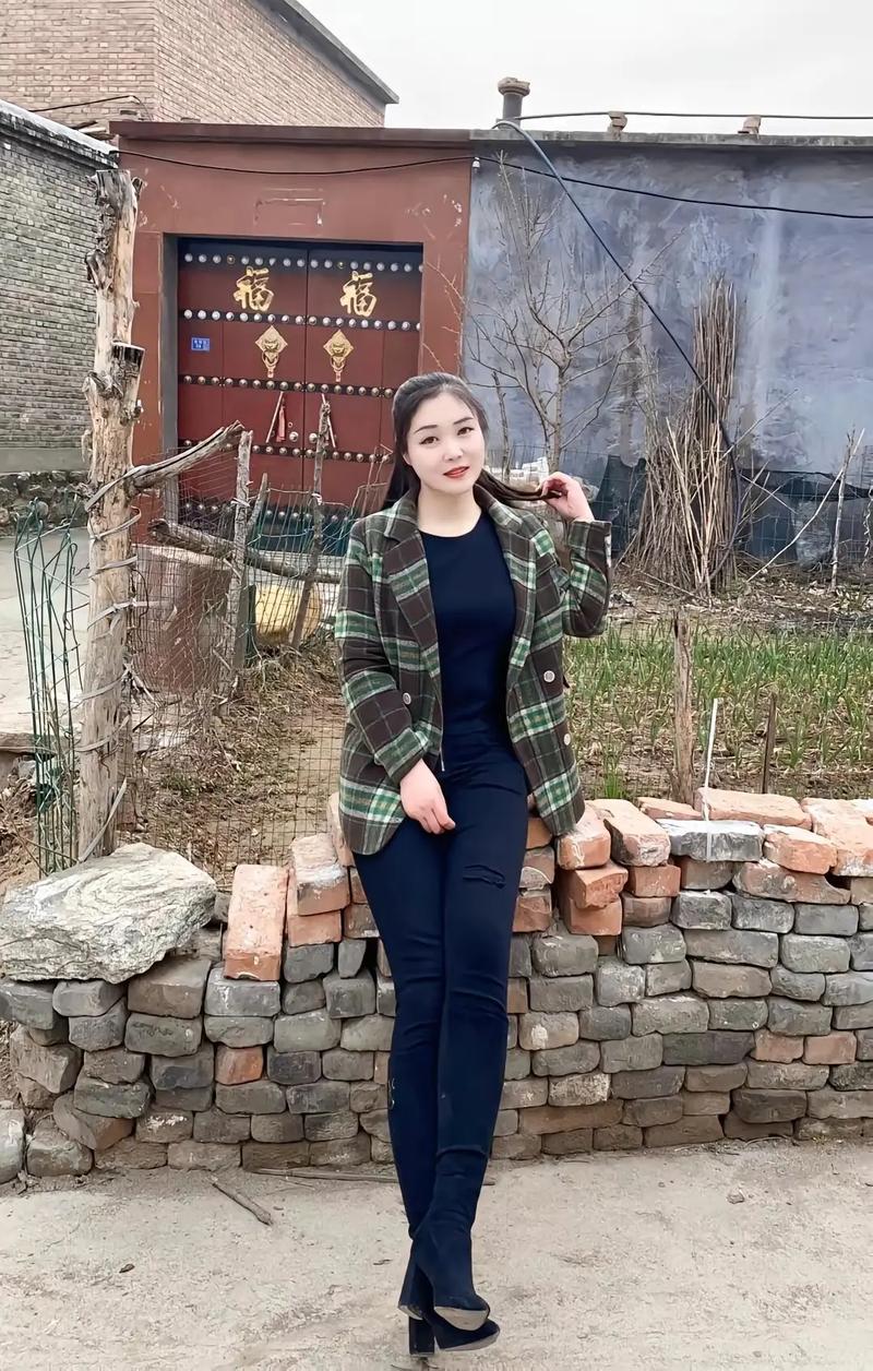 怎样可以使头发变得浓密呢 怎样可以使头发变得浓密呢