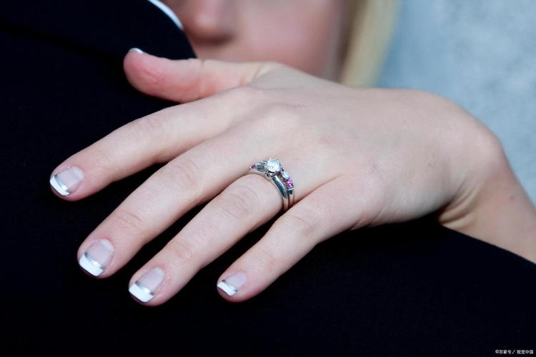 注射用鼠神经生长因子概述 注射用鼠神经生长因子概述