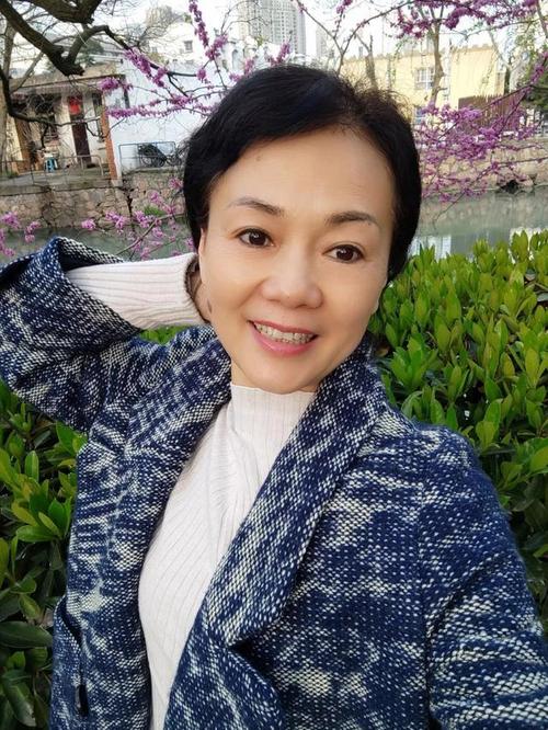 ����һ��Զ��ٺ���  ������������ҩ������