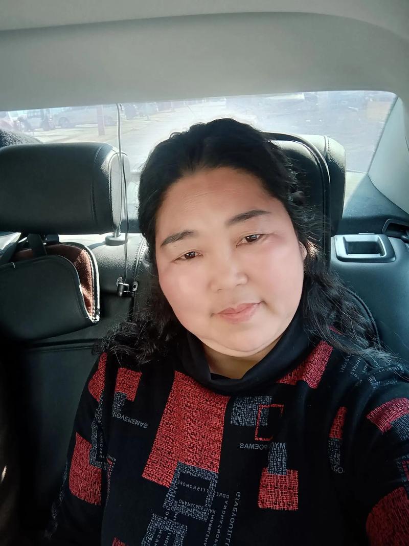 洪金宝个人资料出生年月 洪金宝个人资料出生年月