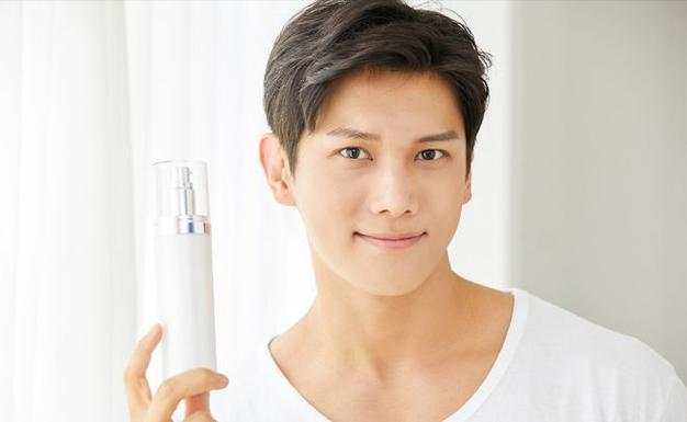 胡歌的现任妻子是谁 胡歌妻子最近的消息 胡歌的现任妻子是谁 胡歌妻子最近的消息