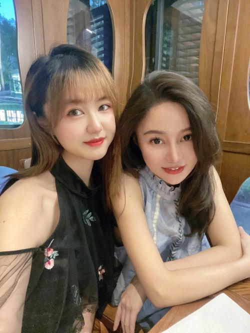 女性拉的粑粑是黑色的 女性拉的粑粑是黑色的