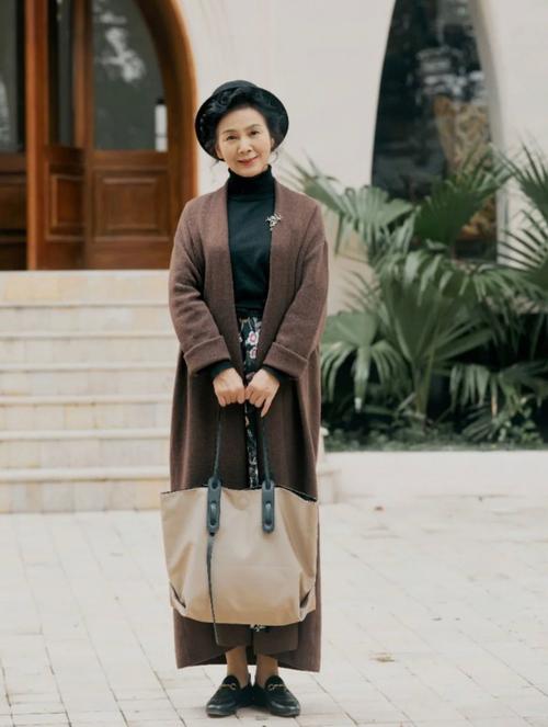 ���ʻ��ӳ�ʲô��˼