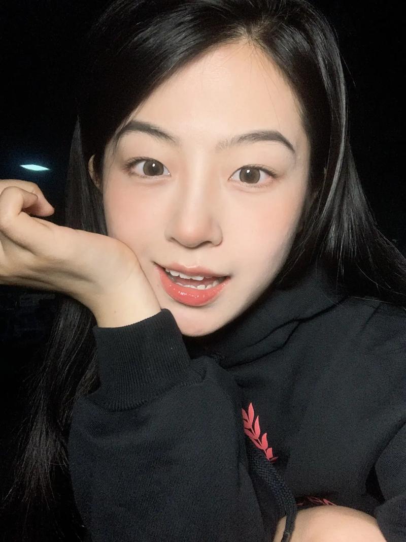 晚上脚发热睡不着是什么原因 晚上脚发热睡不着是什么原因